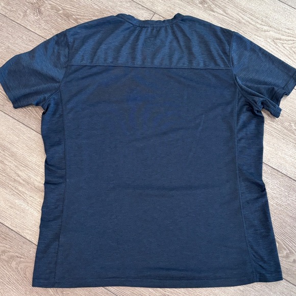 Kuhl Engineered Krew Shirt Mens XL Blue Performance Outdoors Hiking Athletic - Picture 7 of 7